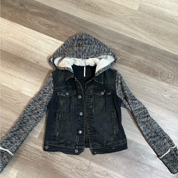 Free People Black Denim Jacket with Silver Button - Picture 1 of 6